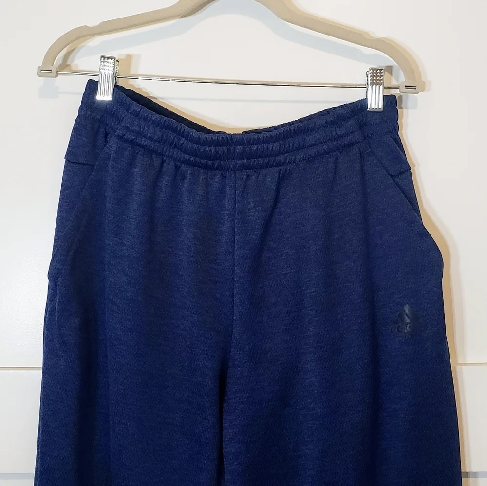 adidas sweat track
